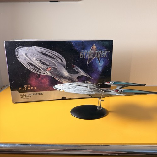 Fanhome star trek - fanhome, picard